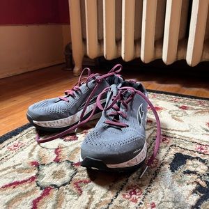 Altra Paradigm Guide Rail